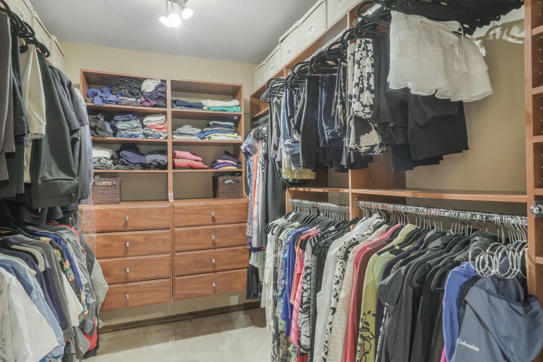 513 SW 51st Terrace, Cape Coral, FL 33914