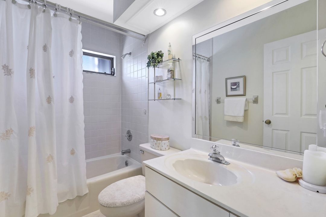 27527 Baretta Dr, Bonita Springs, FL 34135