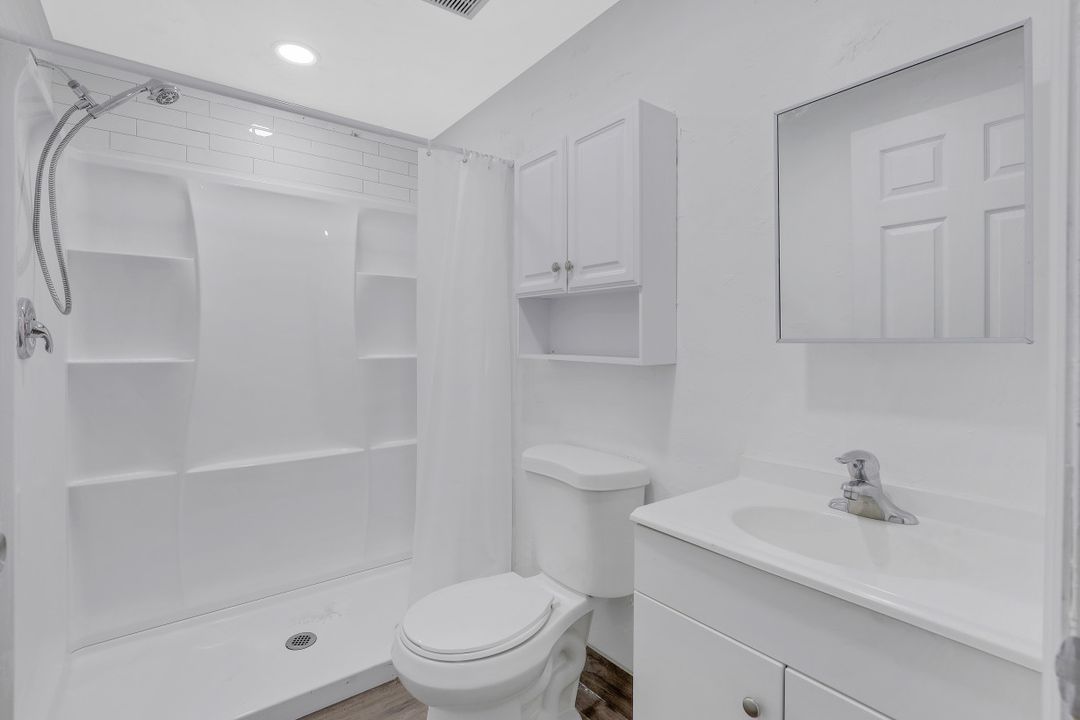 3660 20th Ave SE, Naples, FL 34117