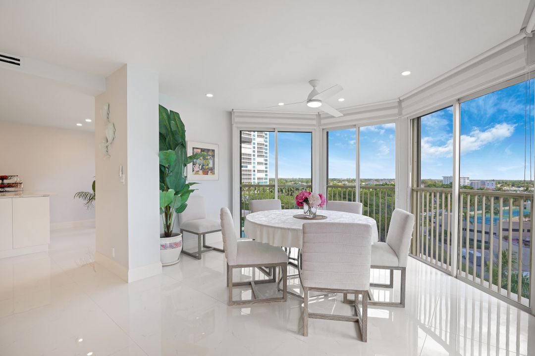 4051 Gulf Shore Blvd N #806, Naples, FL 34103