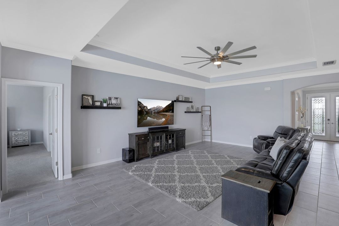 17484 Ashcomb Way, Estero, FL 33928