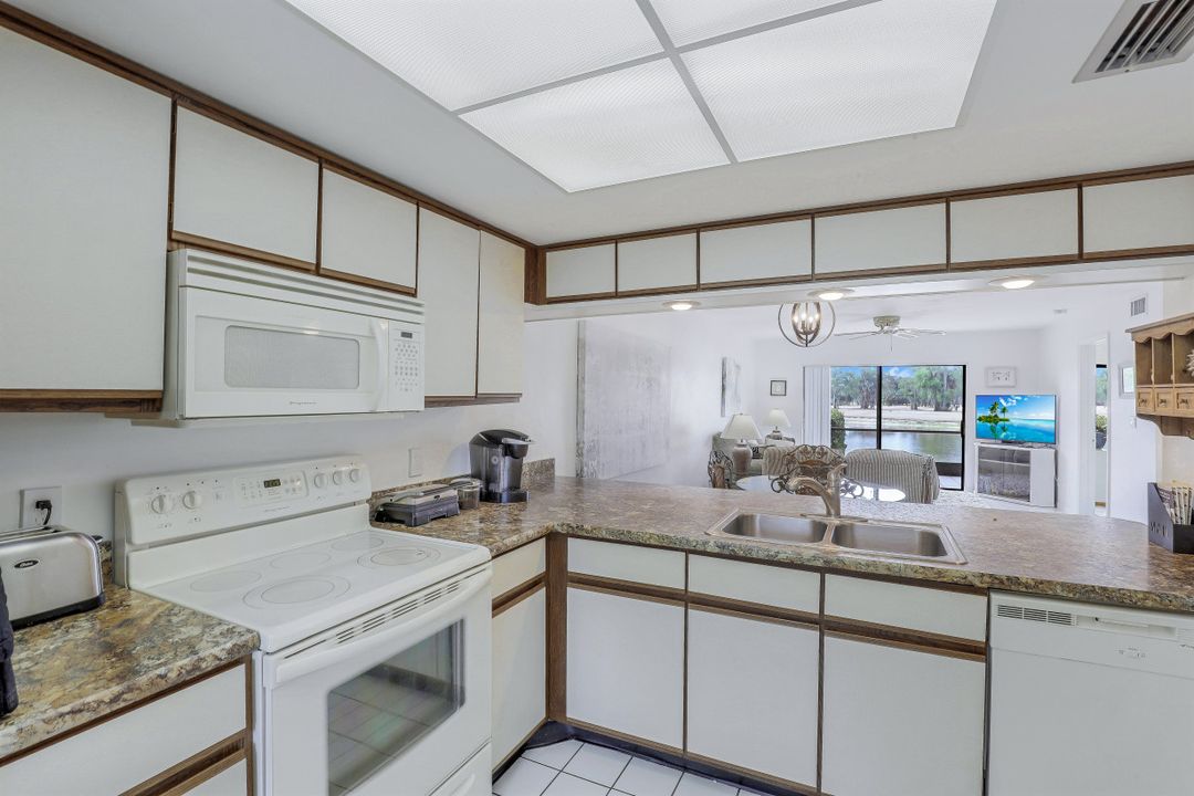 400 Fox Haven Dr #4108, Naples, FL 34104