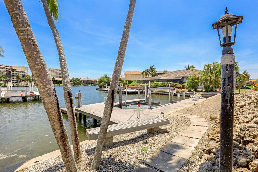 435 Kendall Dr, Marco Island, FL 34145