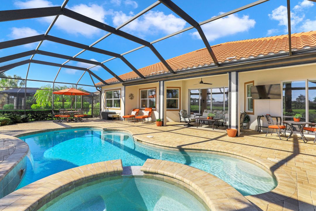 9661 Cobalt Cove Cir, Naples, FL 34120