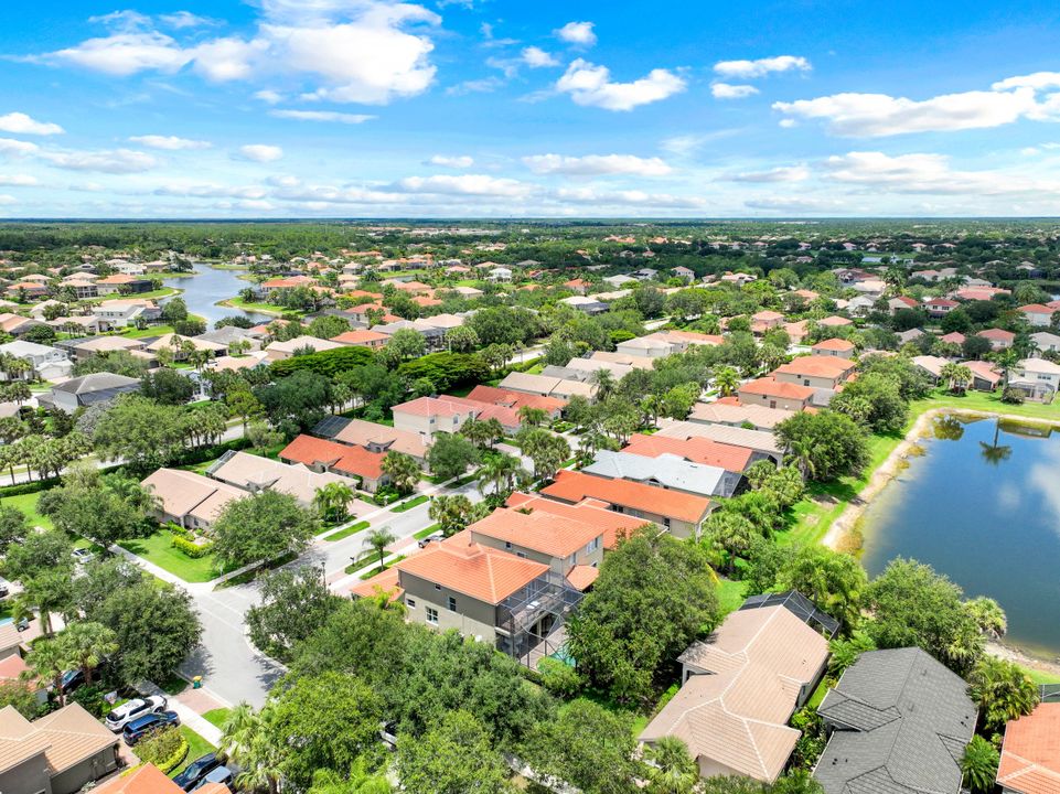 1794 Ribbon Fan Ln, Naples, FL 34119