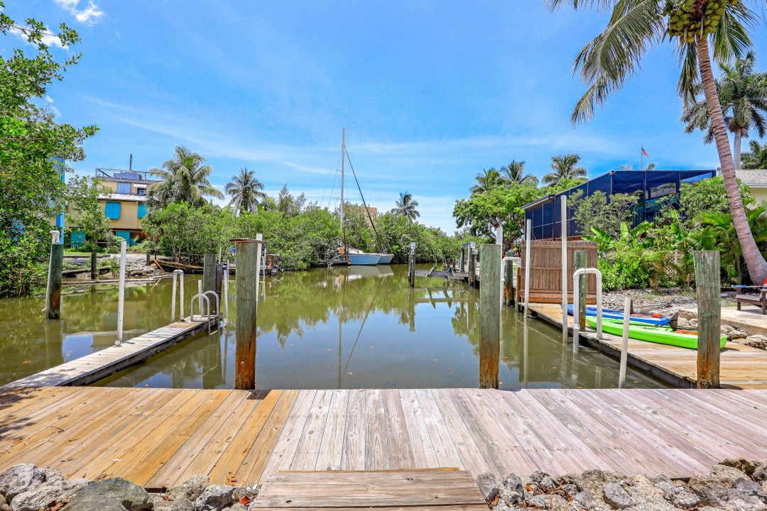 670 Palm Ave, Marco Island, FL 34145