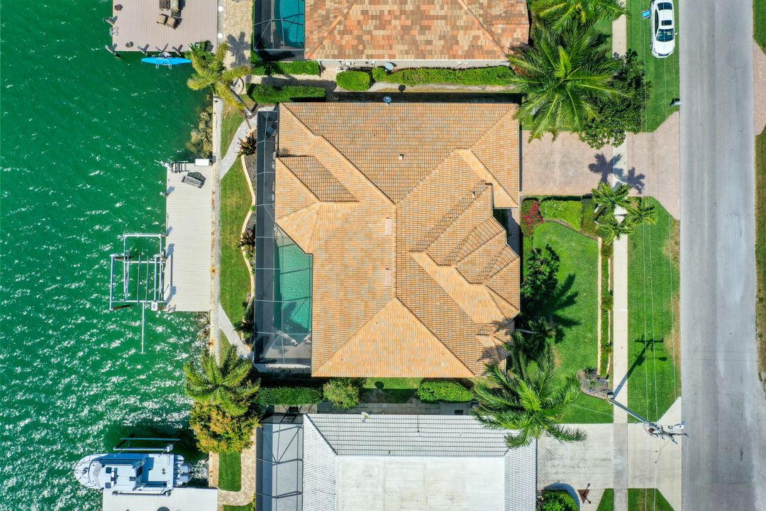 316 Lamplighter Dr, Marco Island, FL 34145