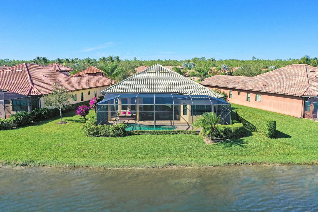 6344 Serano Way, Naples, FL 34113