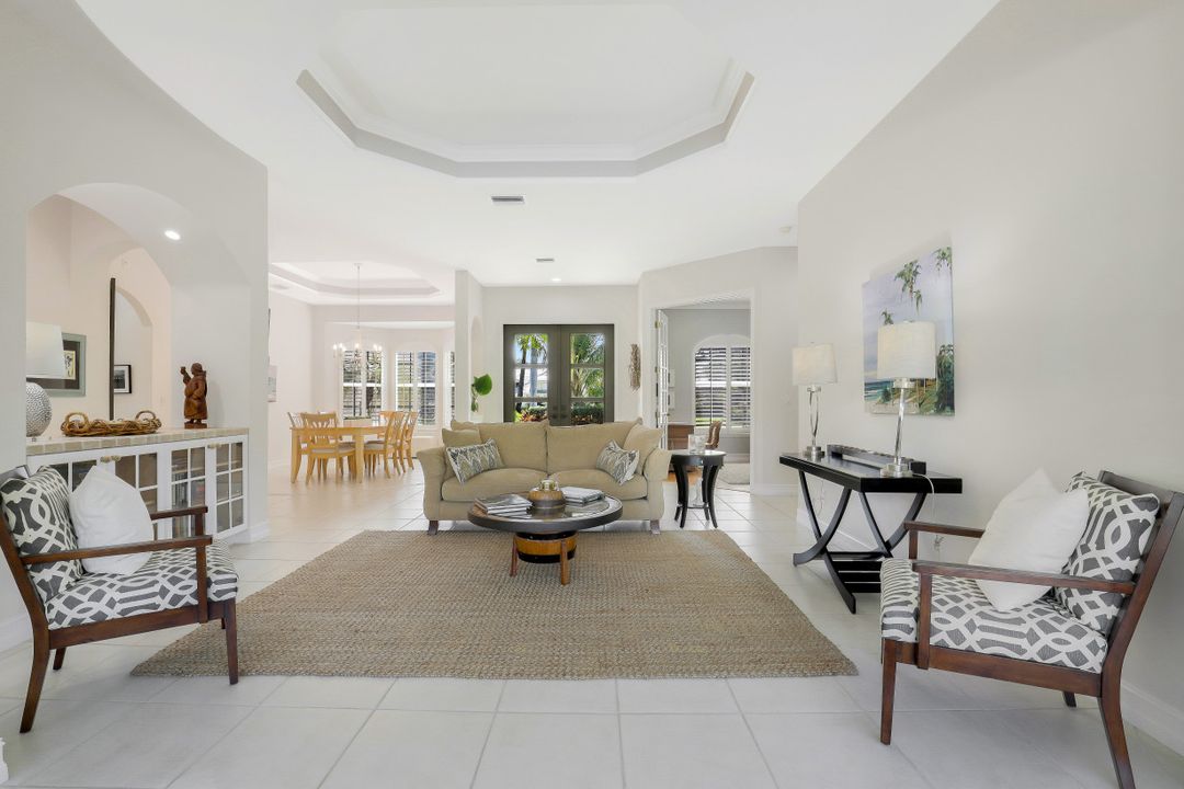 28416 Sombrero Dr, Bonita Springs, FL 34135