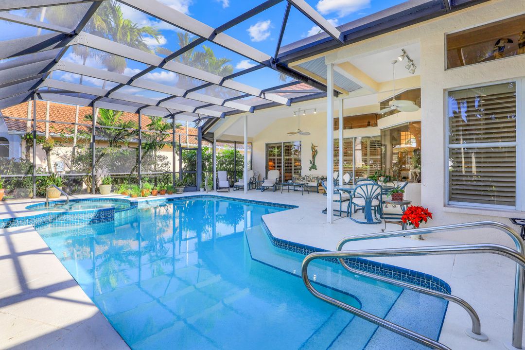 28384 Sombrero Dr, Bonita Springs, FL 34135