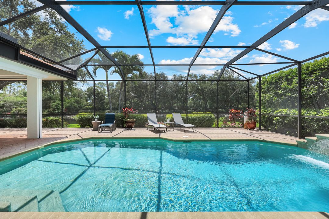 6632 Glen Arbor Way, Naples, FL 34119