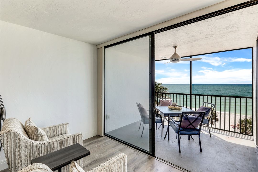 10475 Gulf Shore Dr APT 144, Naples, FL 34108