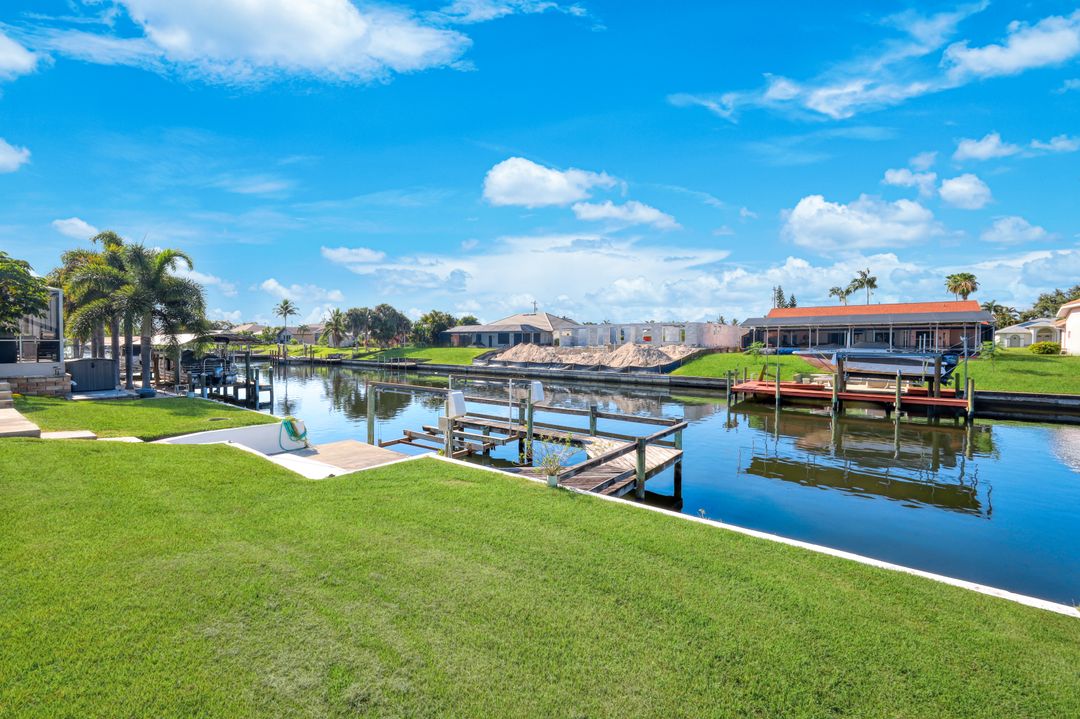 212 Kamal Pkwy, Cape Coral, FL 33904