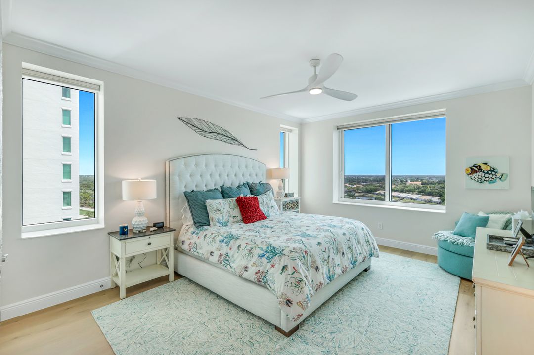 275 Indies Way #1202, Naples, FL 34110