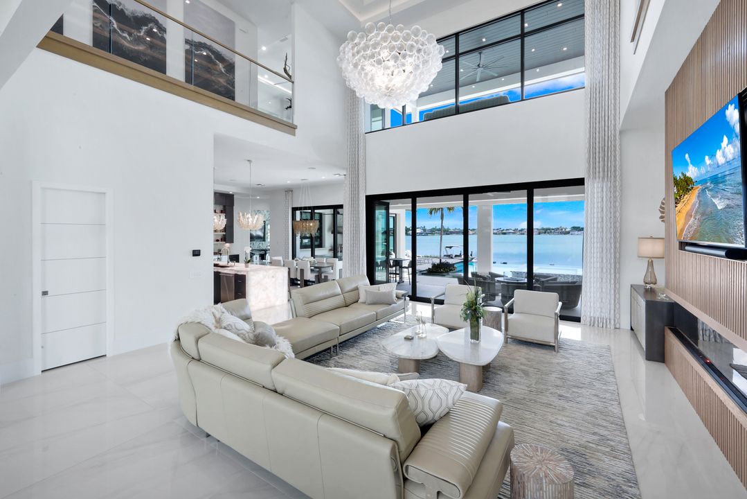 1631 Collingswood Ct, Marco Island, FL 34145