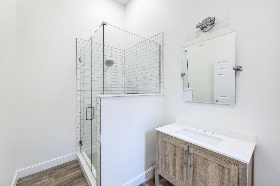 3440 Lakemont Dr, Bonita Springs, FL 34134