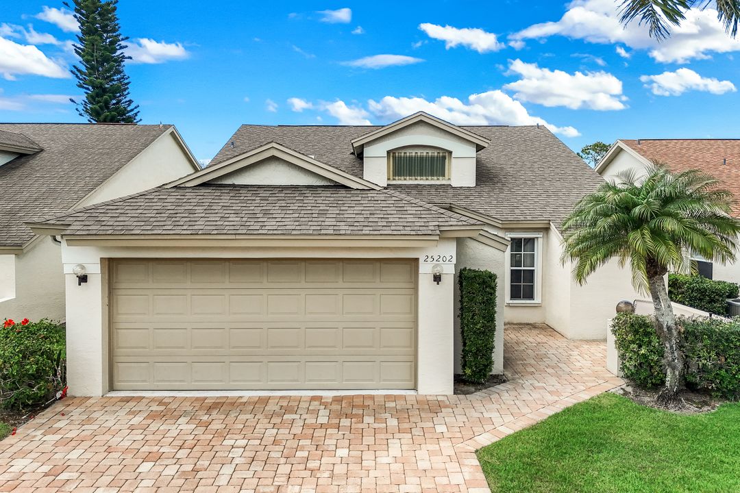 25202 Golf Lake Cir, Bonita Springs, FL 34135