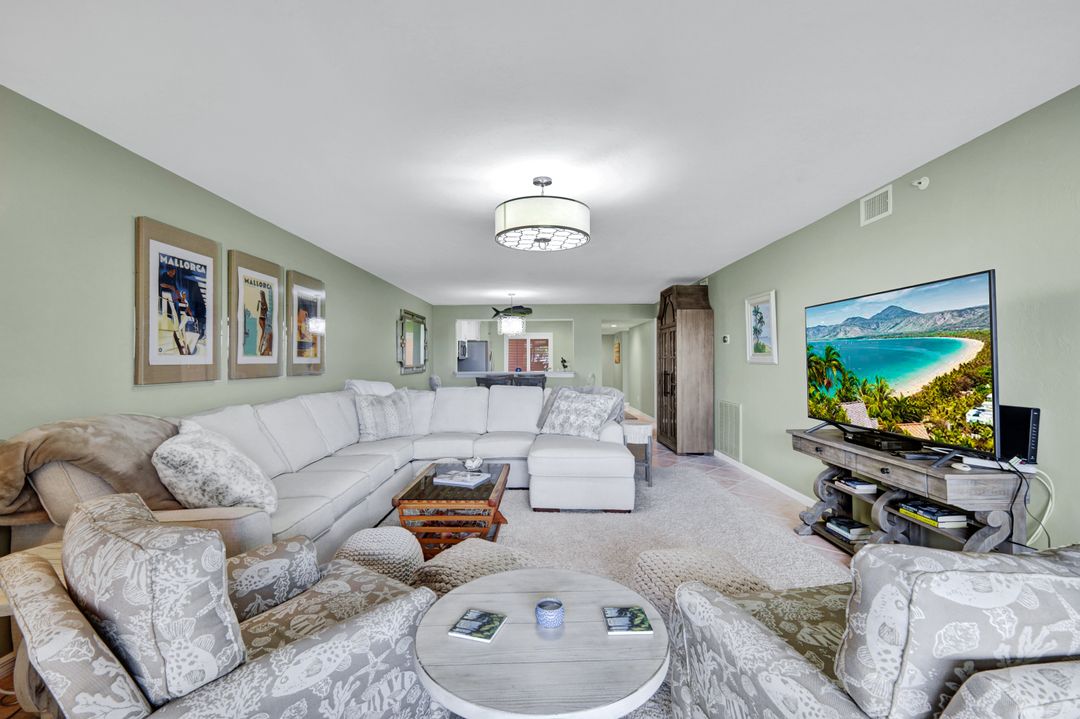 9435 Sunset Vista Dr #211, Fort Myers, FL 33919