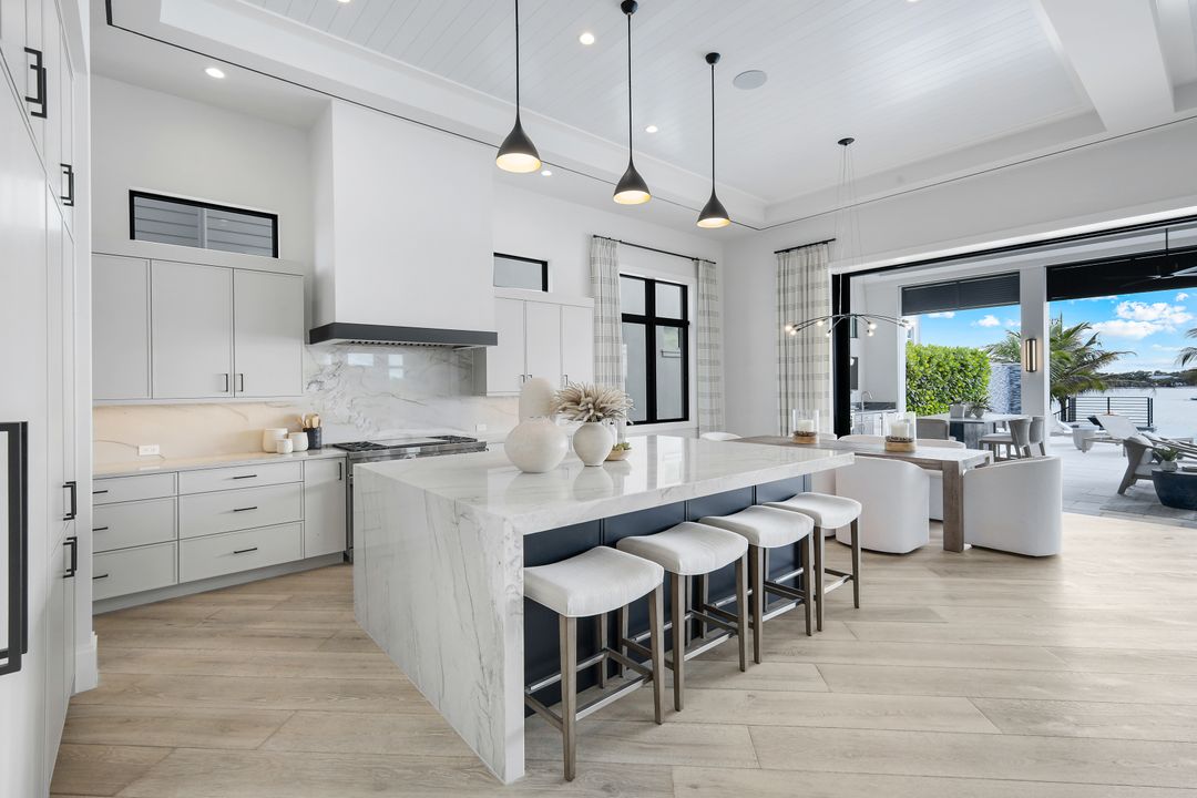 17835 Miromar Lakes Pkwy, Miromar Lakes, FL 33913