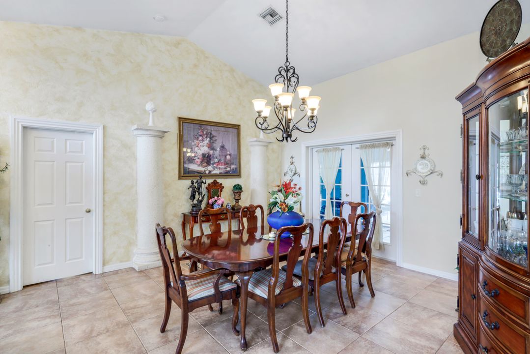 2310 SW 53rd St, Cape Coral, FL 33914