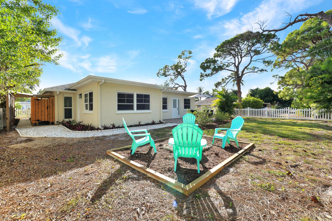 173 7th St, Bonita Springs, FL 34134