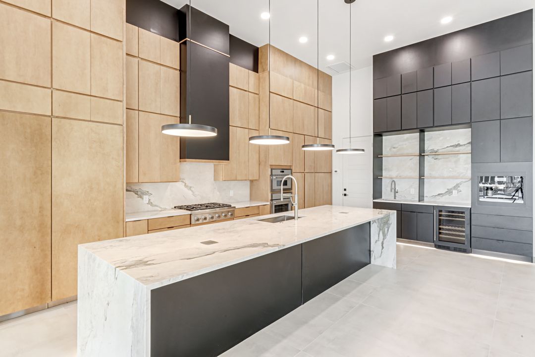 122 SW 58th St, Cape Coral, FL 33914