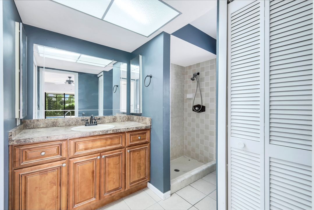 1925 SE 9th Terrace, Cape Coral, FL 33990