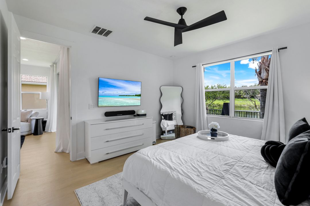 10490 Spruce Pine Ct, Fort Myers, FL 33913