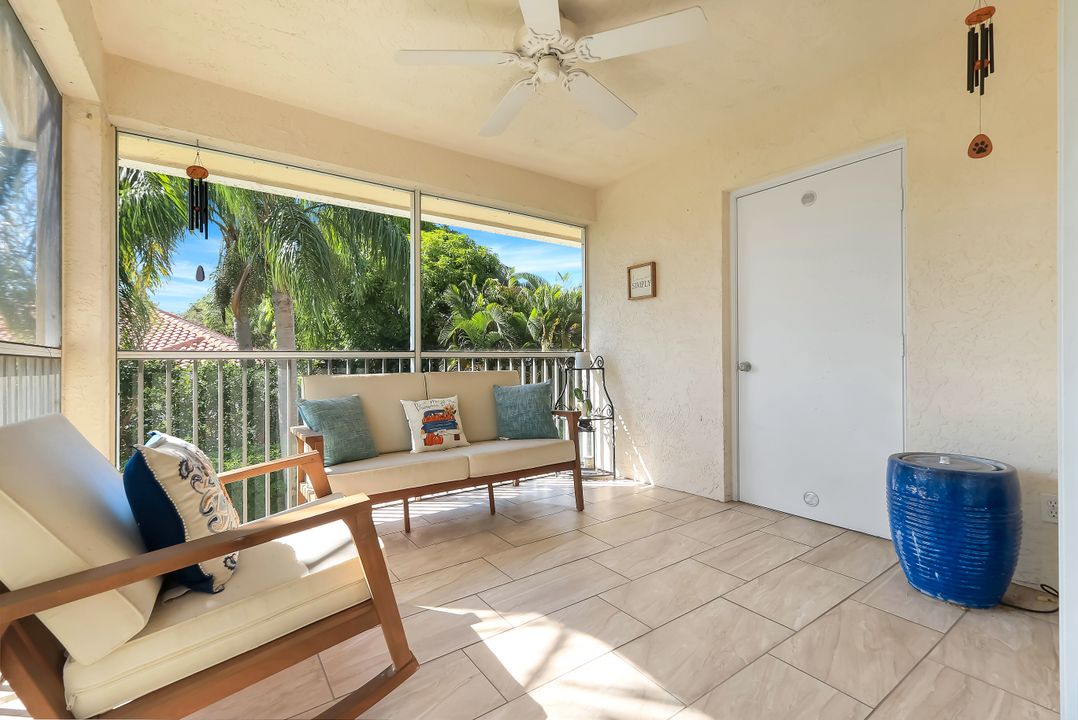 7767 Jewel Ln #203, Naples, FL 34109