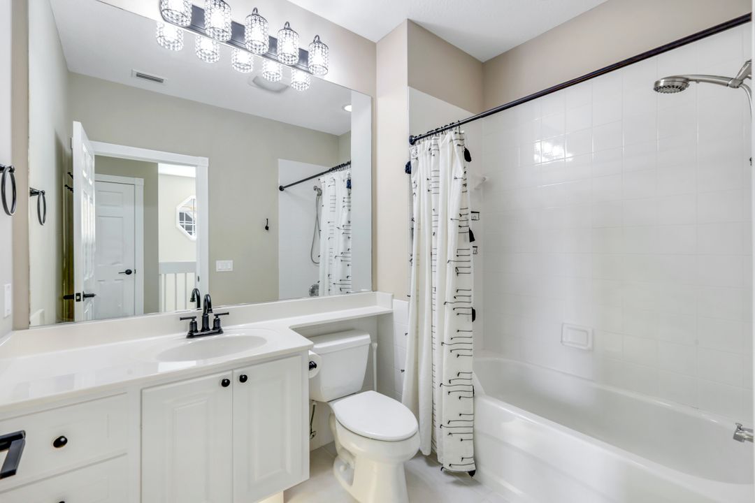 14676 Escalante Way, Bonita Springs, FL 34135