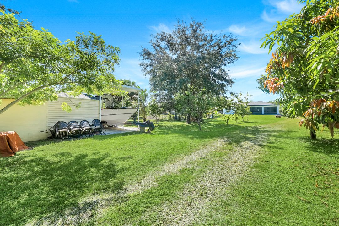 3421 24th Ave NE, Naples, FL 34120