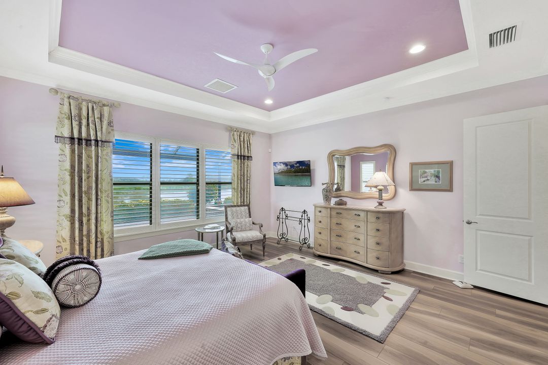 8908 Savona Ct, Naples, FL 34119