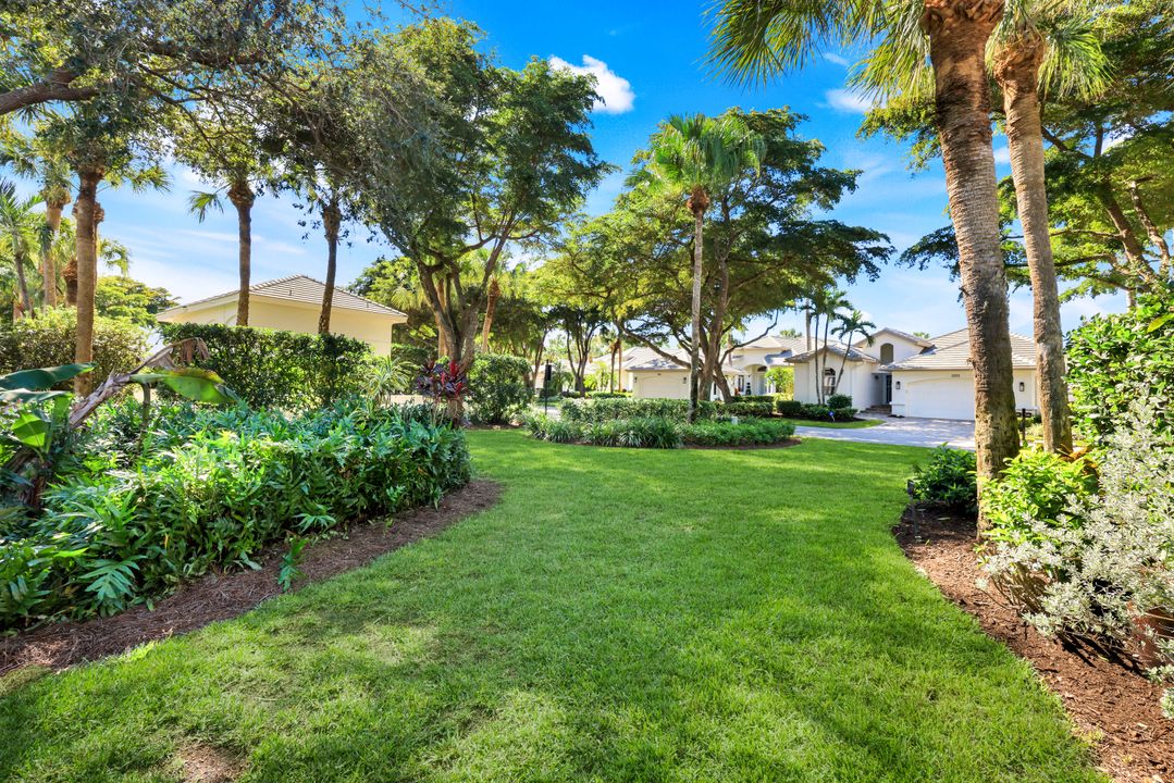 27425 Arbor Strand Dr, Bonita Springs, FL 34134