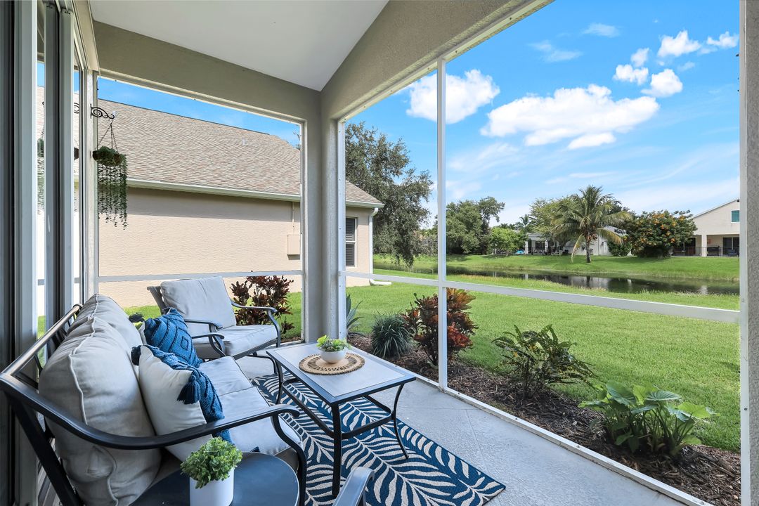 196 Skipping Stone Ln, Naples, FL 34119