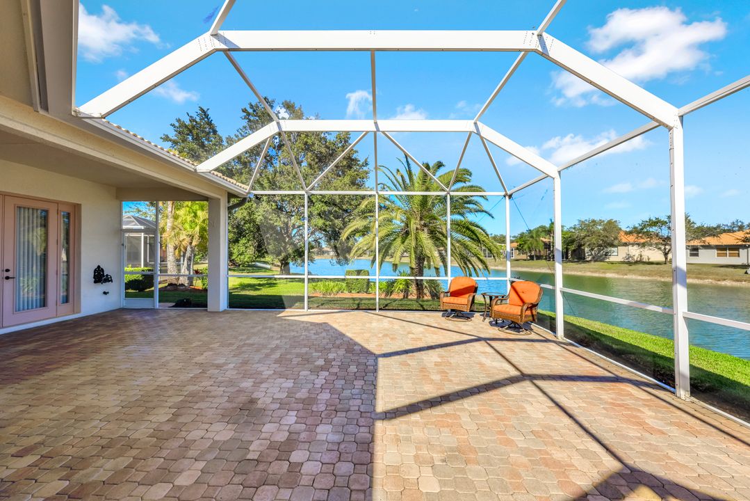 598 Grand Rapids Blvd, Naples, FL 34120