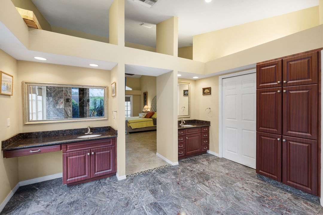 16861 Fox Den SW, Fort Myers, FL 33908