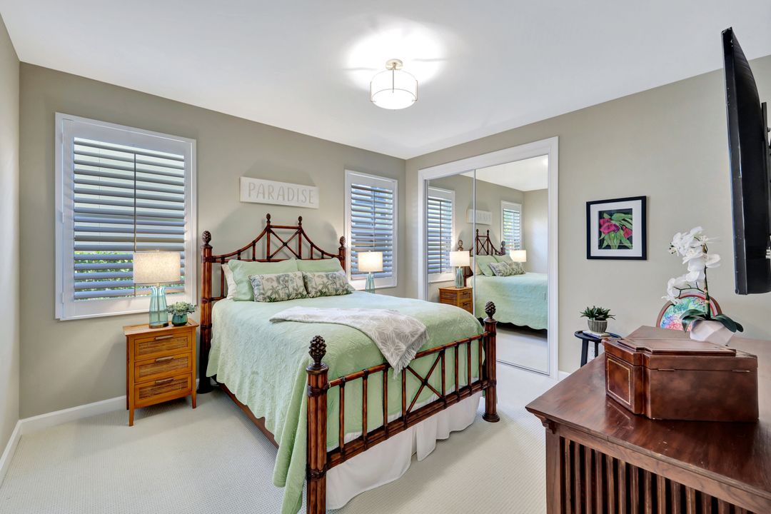 3671 Olde Cottage Ln, Bonita Springs, FL 34134