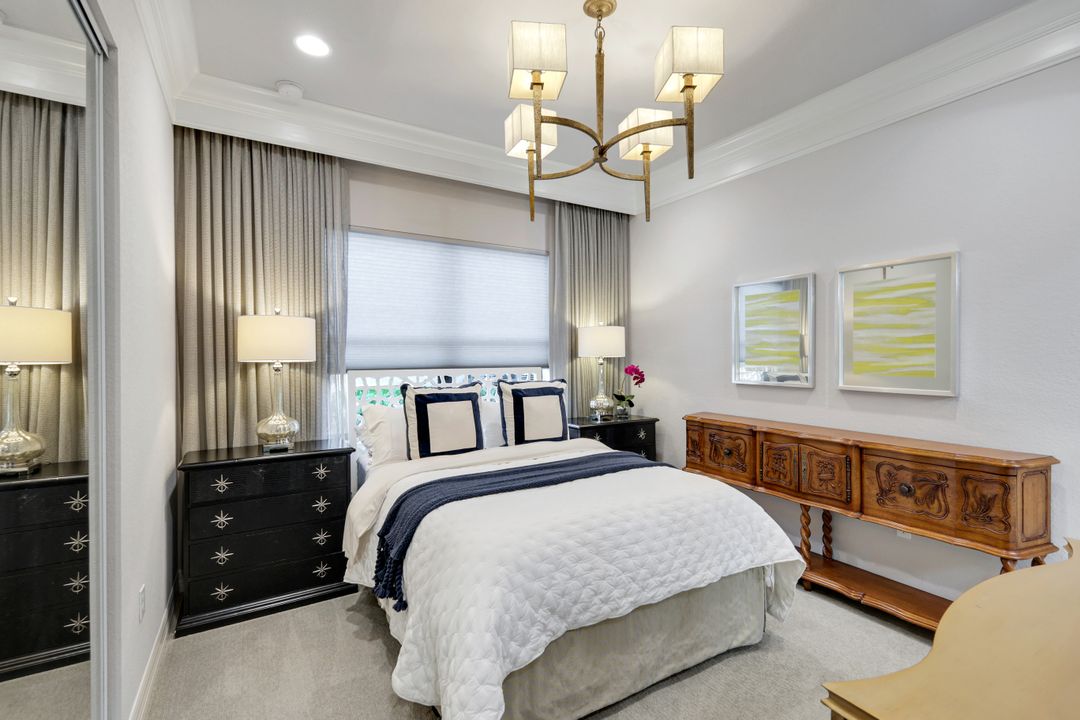 4056 Nova Ln, Naples, FL 34119