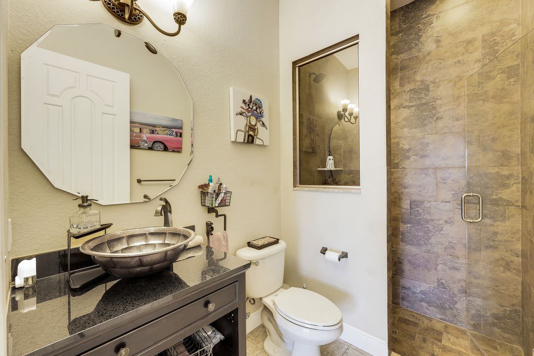 3820 Surfside Blvd, Cape Coral, FL 33914