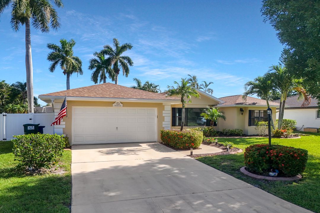 1569 Woodwind Ct, Fort Myers, FL 33919