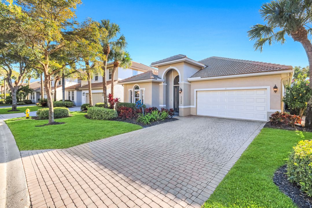 23088 Tree Crest Ct, Bonita Springs, FL 34135