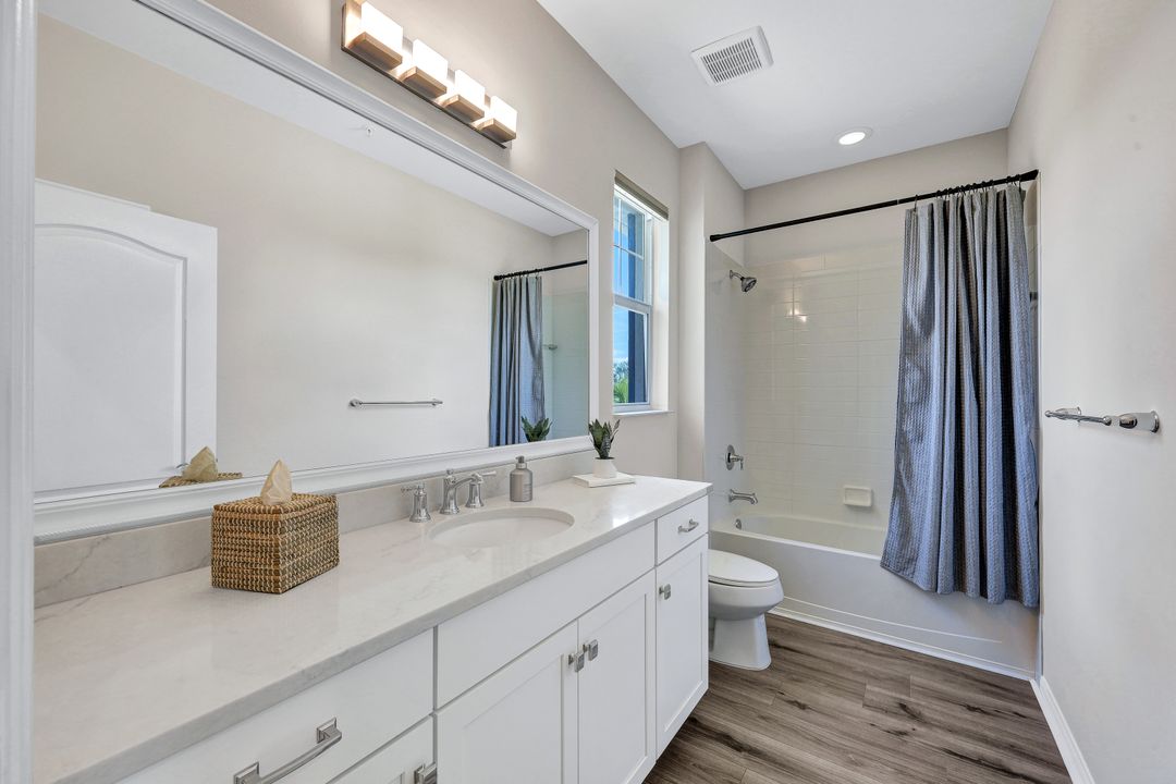 2344 Sheen Ln, Naples, FL 34120