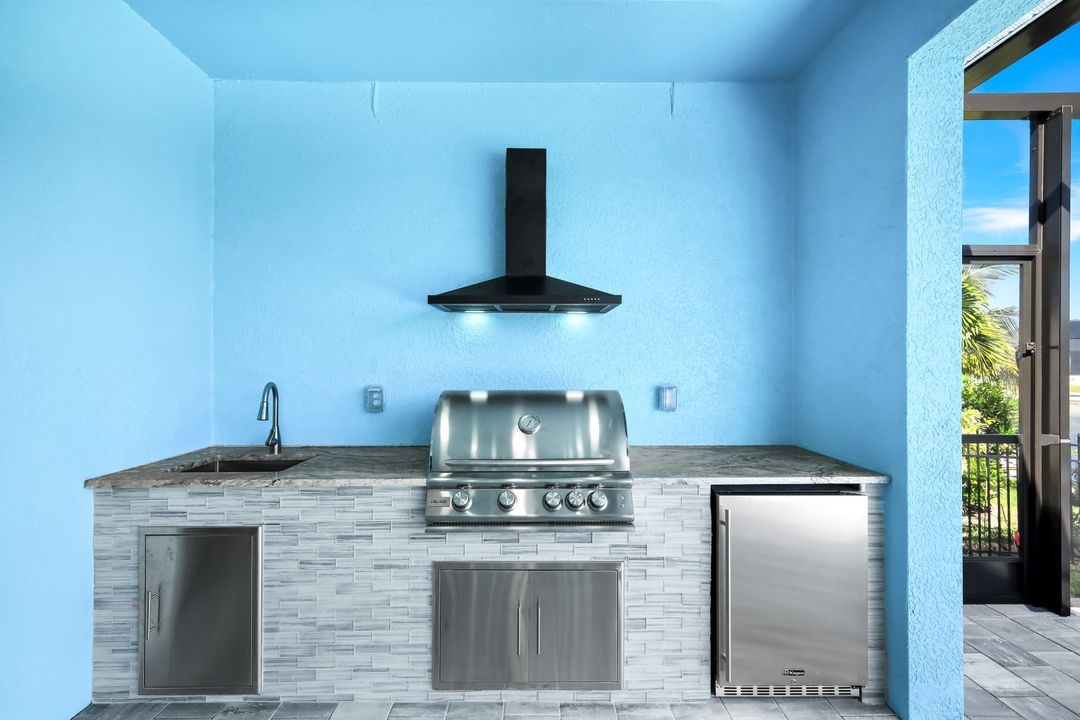 1909 NW 32nd Ct, Cape Coral, FL 33993