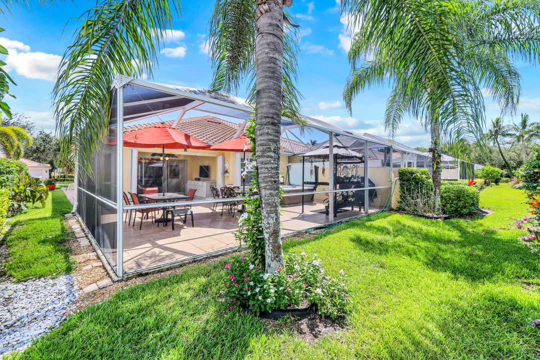 4823 Lasqueti Way, Naples, FL 34119