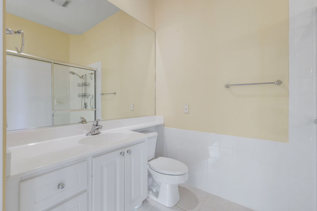 4479 Prescott Ln, Naples, FL 34119