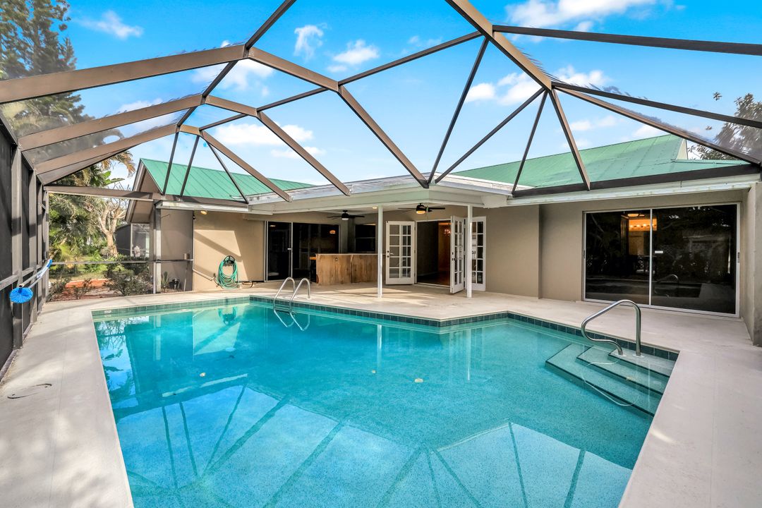 196 Baltusrol Dr, Naples, FL 34113