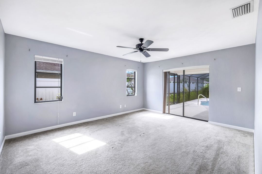 1925 SE 9th Terrace, Cape Coral, FL 33990