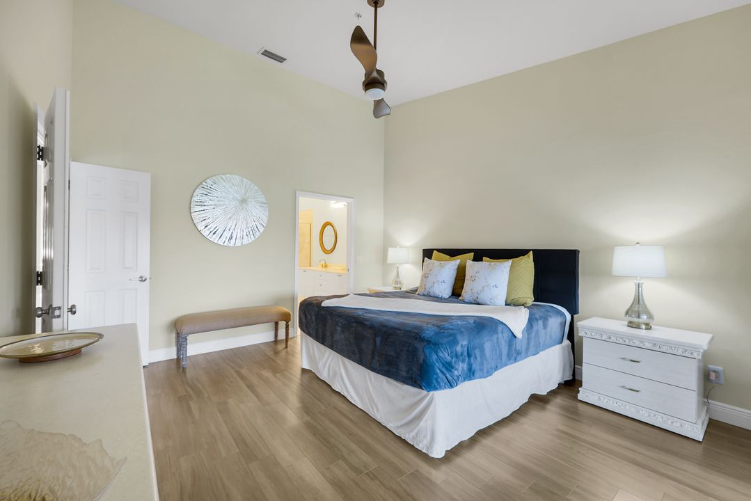6720 Beach Resort Dr #10, Naples, FL 34114