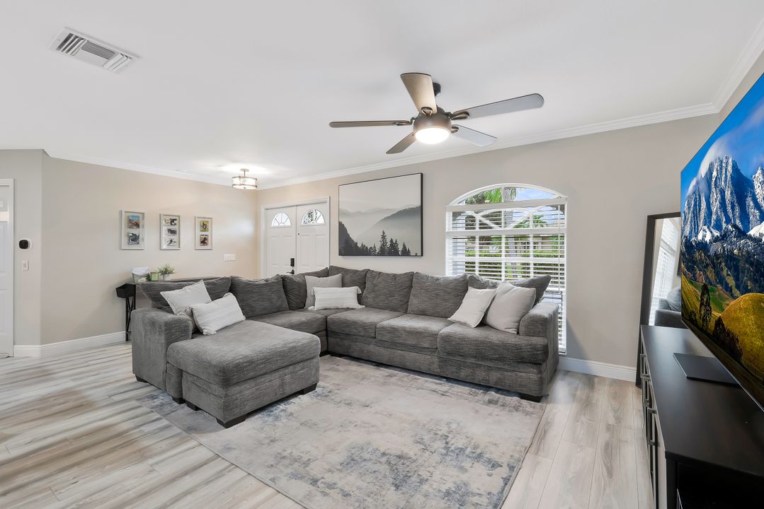 317 SE 18th Terrace, Cape Coral, FL 33990