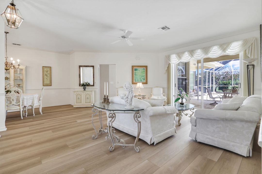 190 Palmetto Dunes Cir, Naples, FL 34113